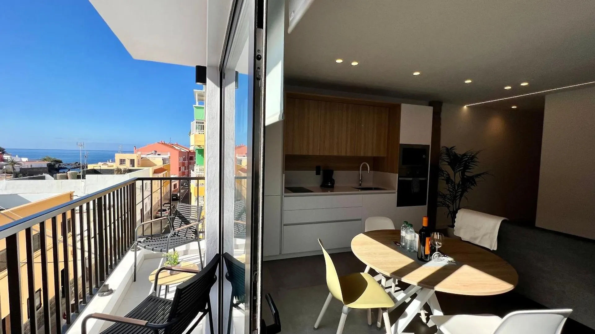 La Cala De Alcala Luxury Apartment  Alcala (Tenerife)