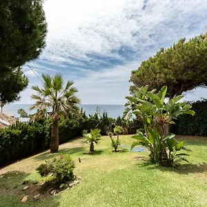 https://charming-al-andalus-villa.1costadelsol.com